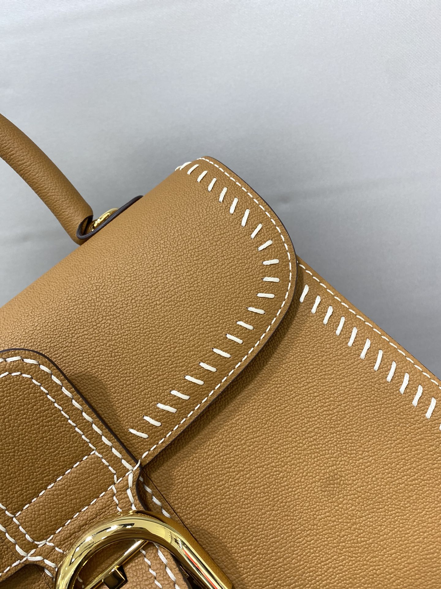 델보 브리앙 박스백 미듐